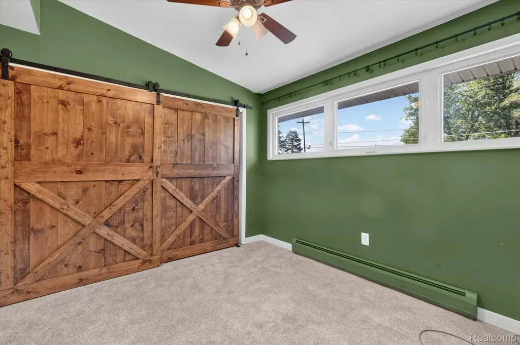 1434 Petts Road Fenton Charter Township MI 48430