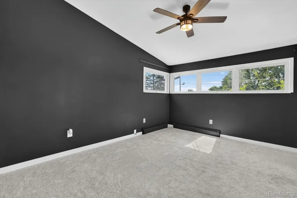 1434 Petts Road Fenton Charter Township MI 48430