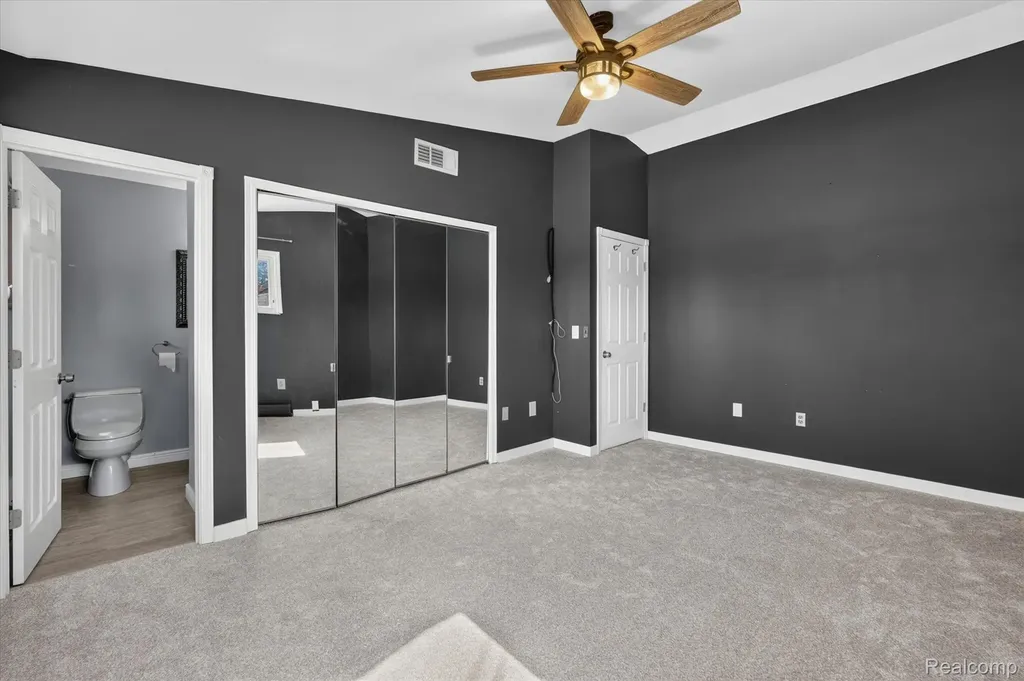 1434 Petts Road Fenton Charter Township MI 48430