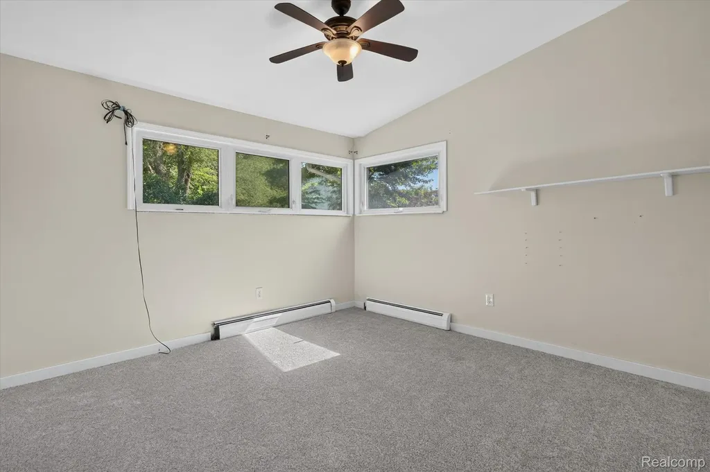 1434 Petts Road Fenton Charter Township MI 48430