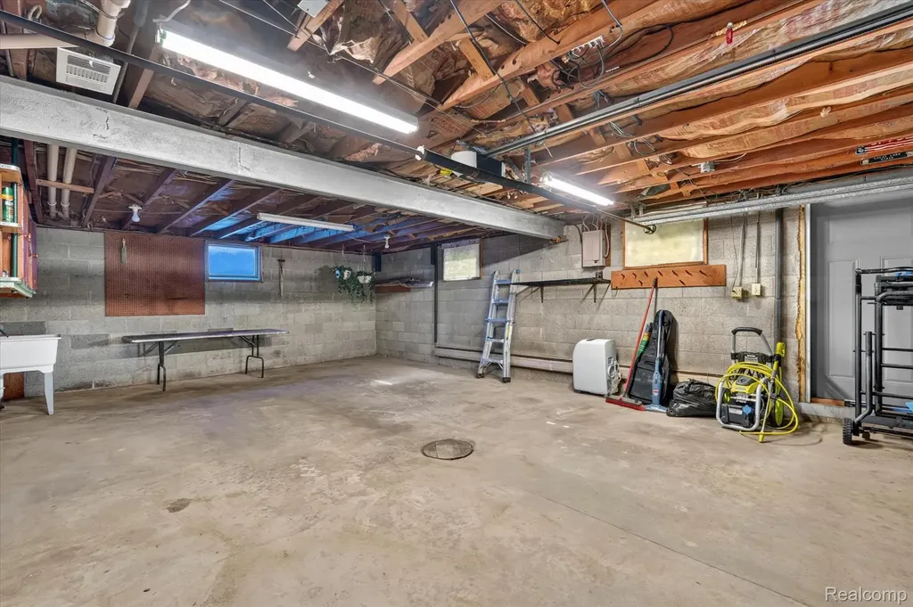 1434 Petts Road Fenton Charter Township MI 48430