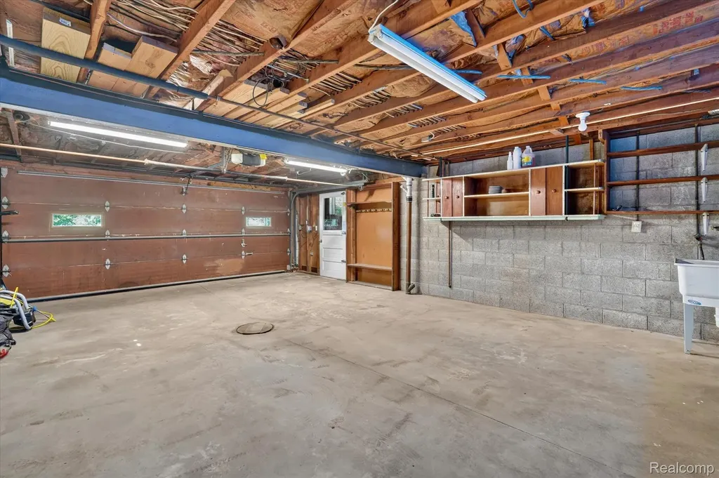 1434 Petts Road Fenton Charter Township MI 48430