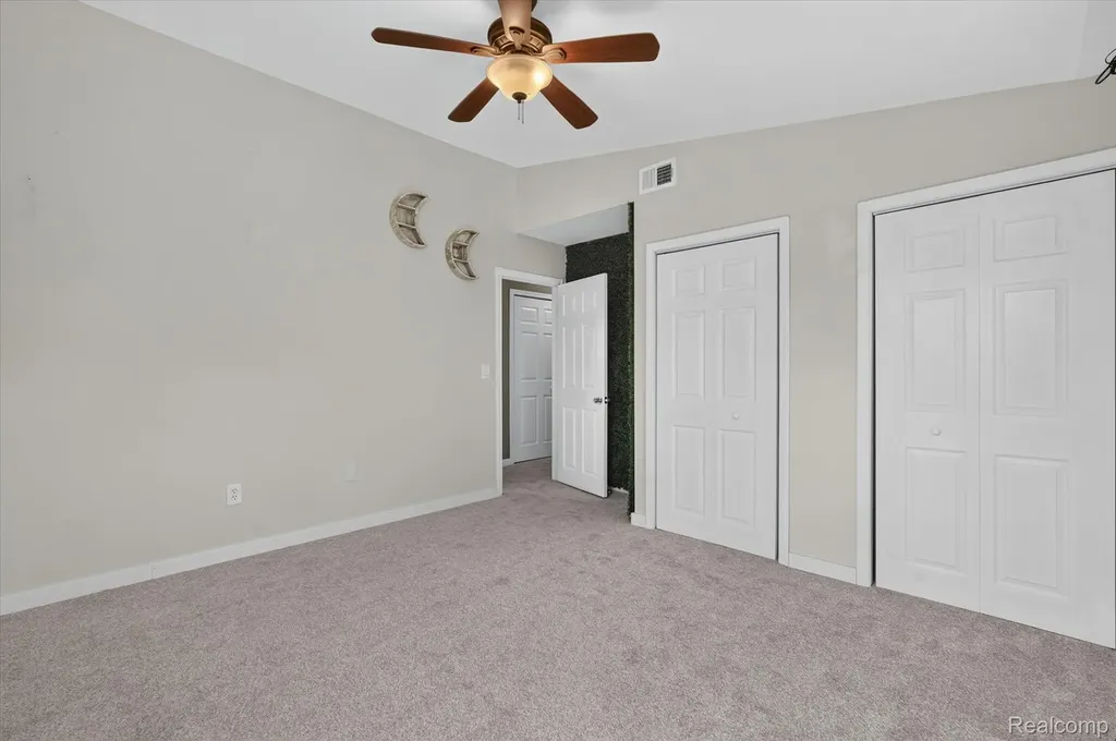 1434 Petts Road Fenton Charter Township MI 48430