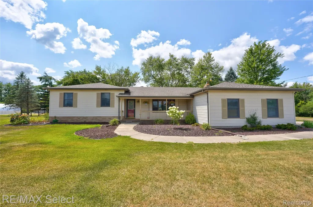 9394 Seymour Road Gaines Township MI 48473