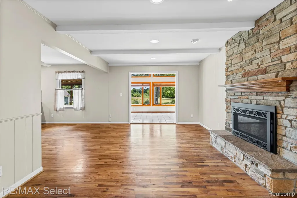 9394 Seymour Road Gaines Township MI 48473