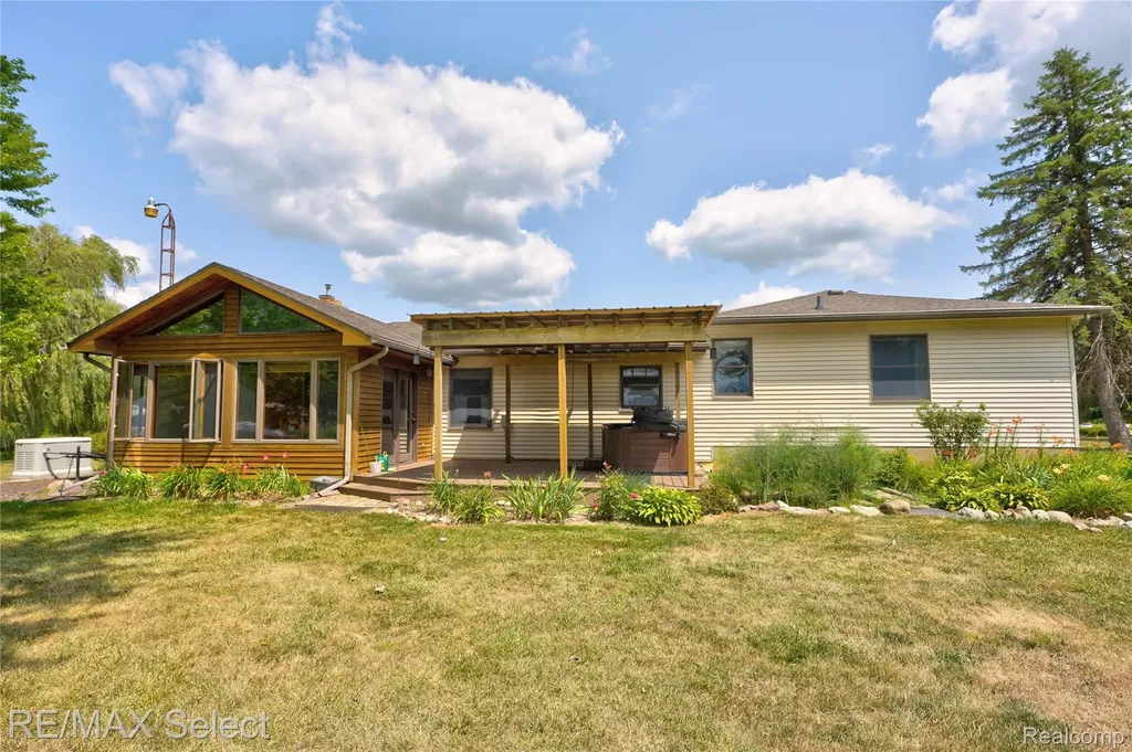9394 Seymour Road Gaines Township MI 48473