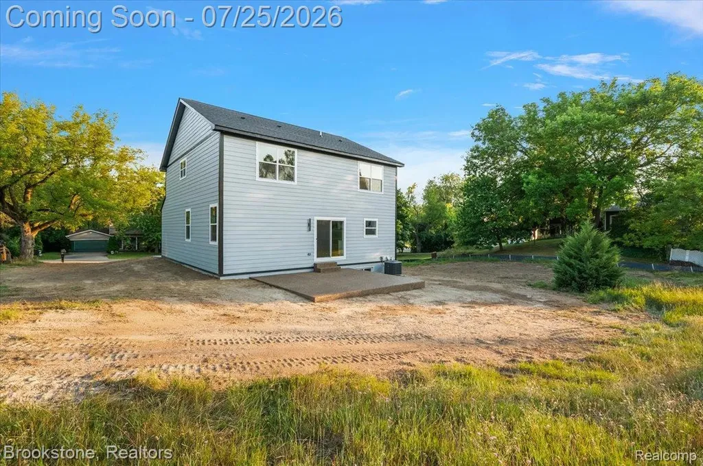 3080 W Newberry Road Waterford Charter Township MI 48329
