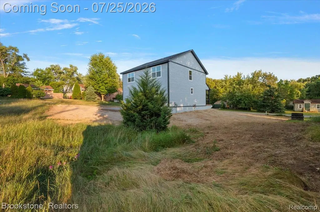 3080 W Newberry Road Waterford Charter Township MI 48329