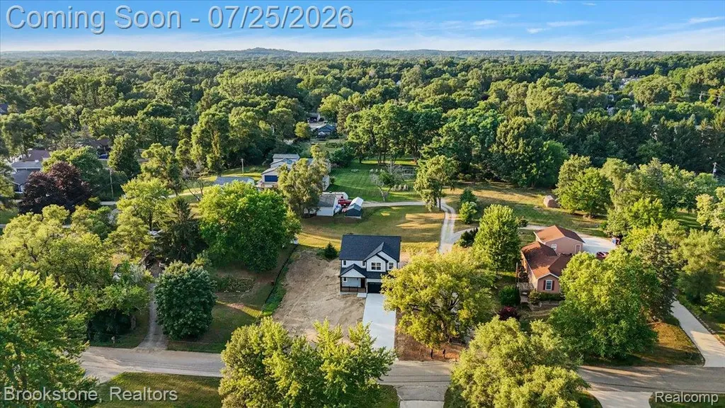 3080 W Newberry Road Waterford Charter Township MI 48329