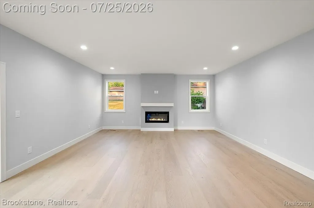 3080 W Newberry Road Waterford Charter Township MI 48329