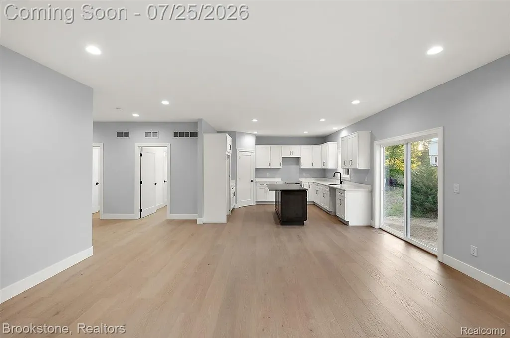 3080 W Newberry Road Waterford Charter Township MI 48329