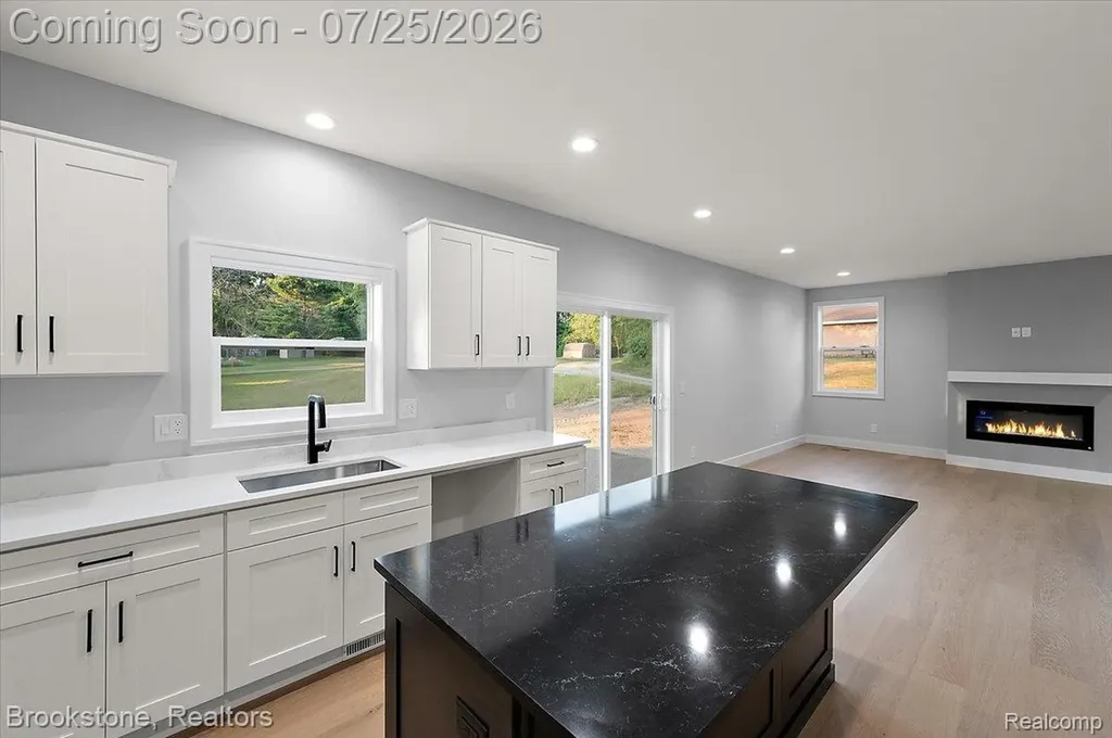 3080 W Newberry Road Waterford Charter Township MI 48329