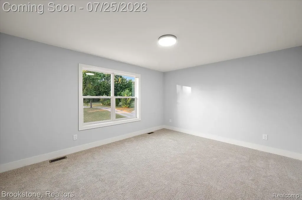 3080 W Newberry Road Waterford Charter Township MI 48329