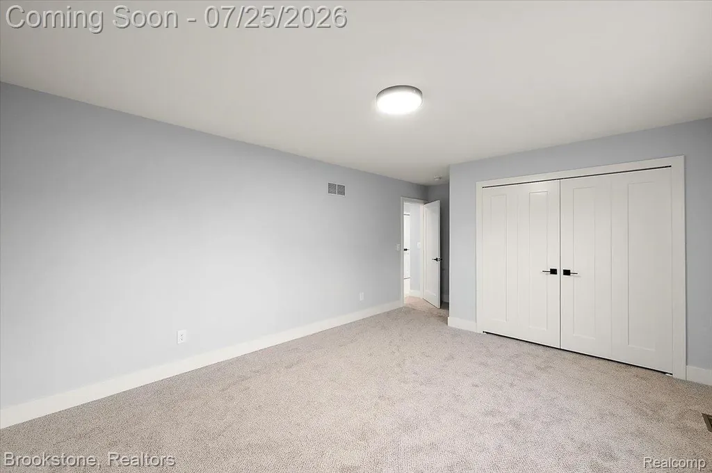 3080 W Newberry Road Waterford Charter Township MI 48329