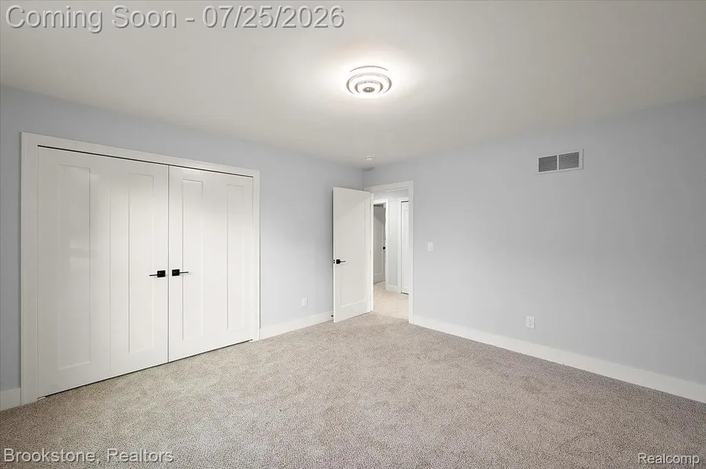 3080 W Newberry Road Waterford Charter Township MI 48329
