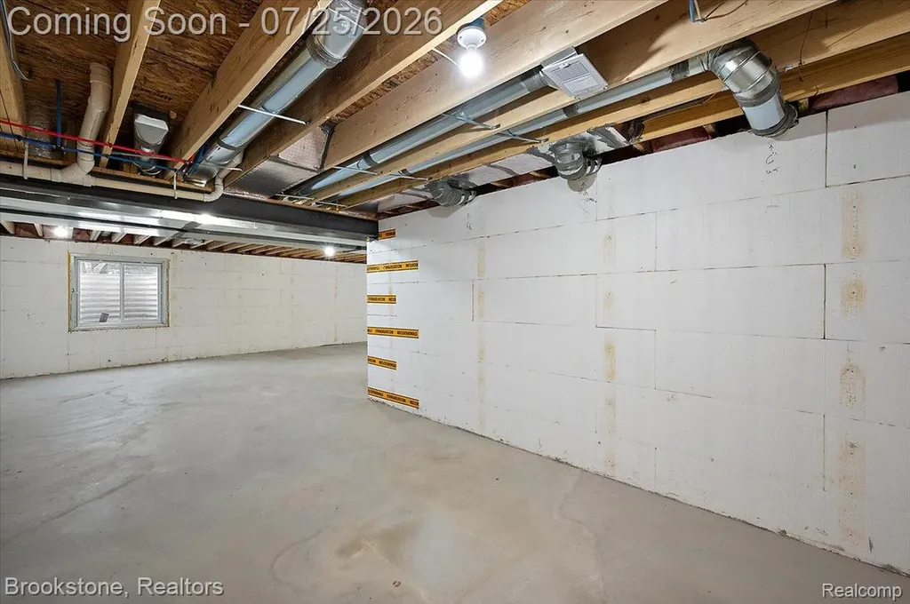 3080 W Newberry Road Waterford Charter Township MI 48329