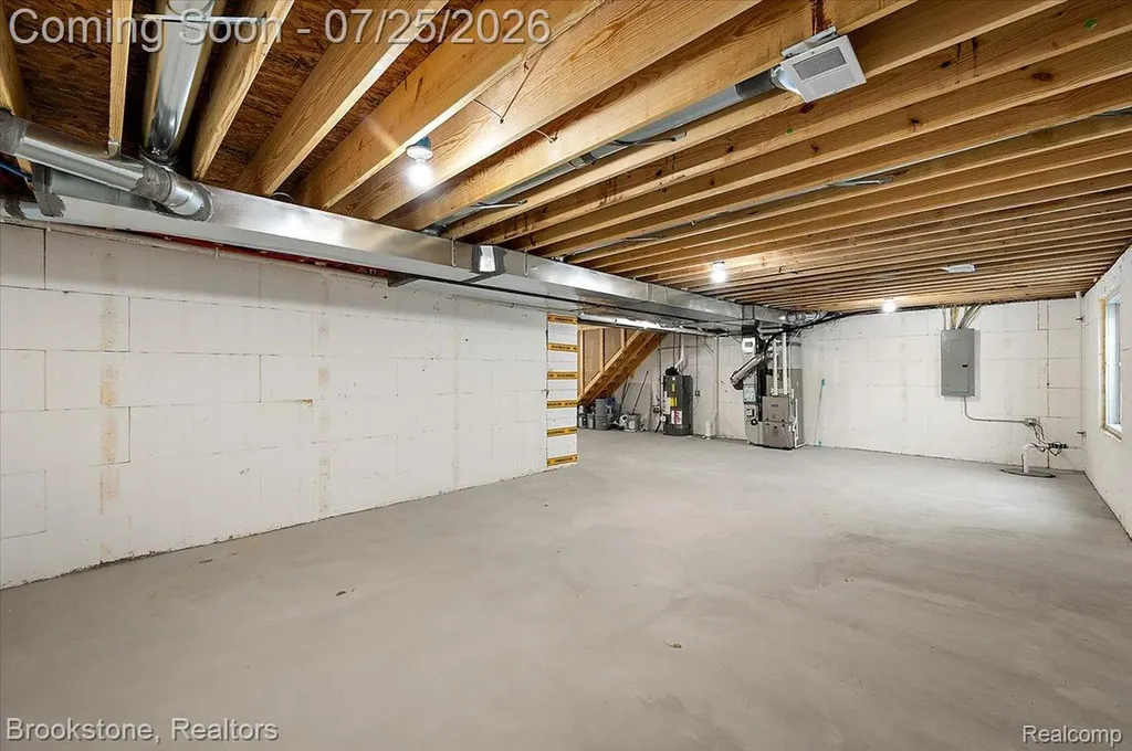 3080 W Newberry Road Waterford Charter Township MI 48329