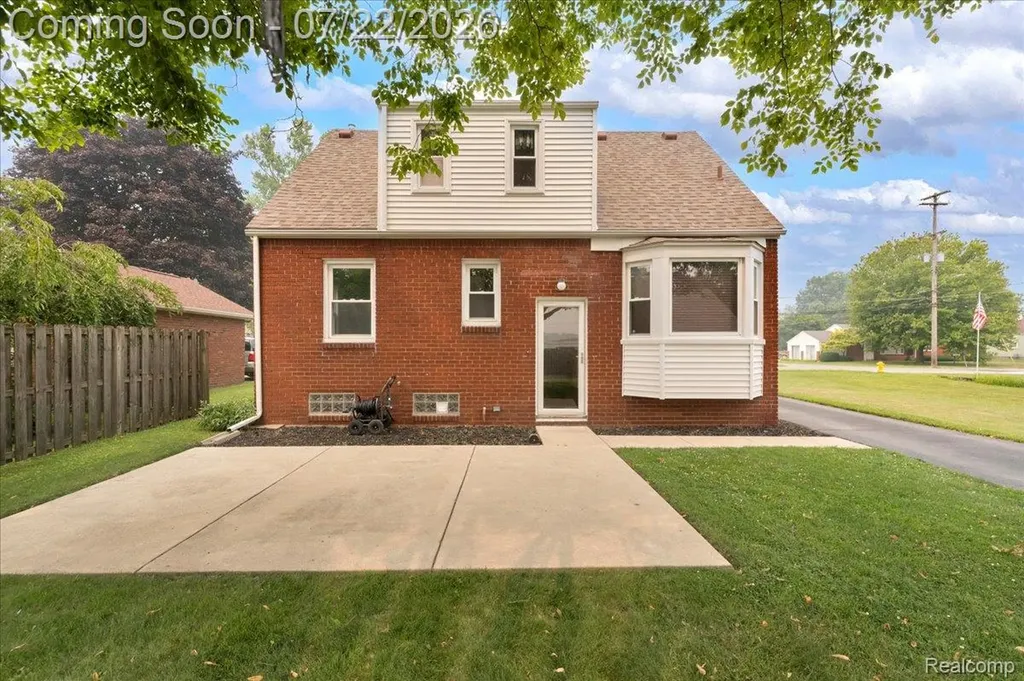5947 Edgewood Boulevard Monroe Charter Township MI 48161