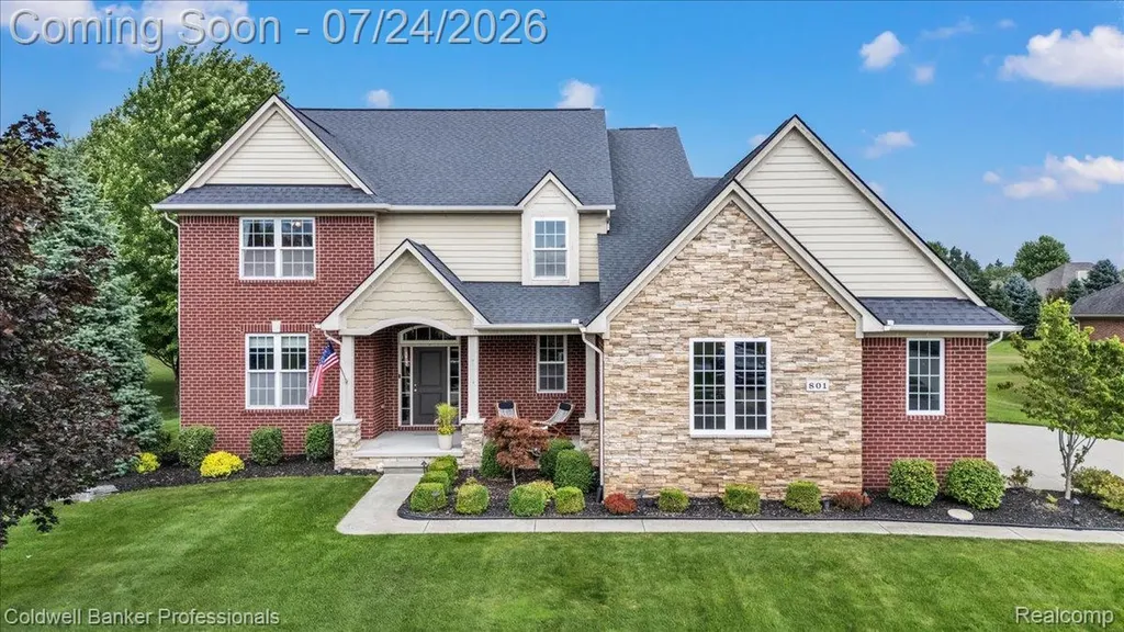 801 Watersmeet Drive Oxford Charter Township MI 48371