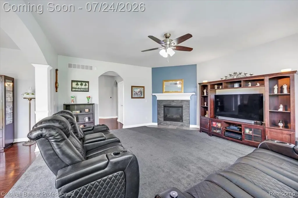 801 Watersmeet Drive Oxford Charter Township MI 48371