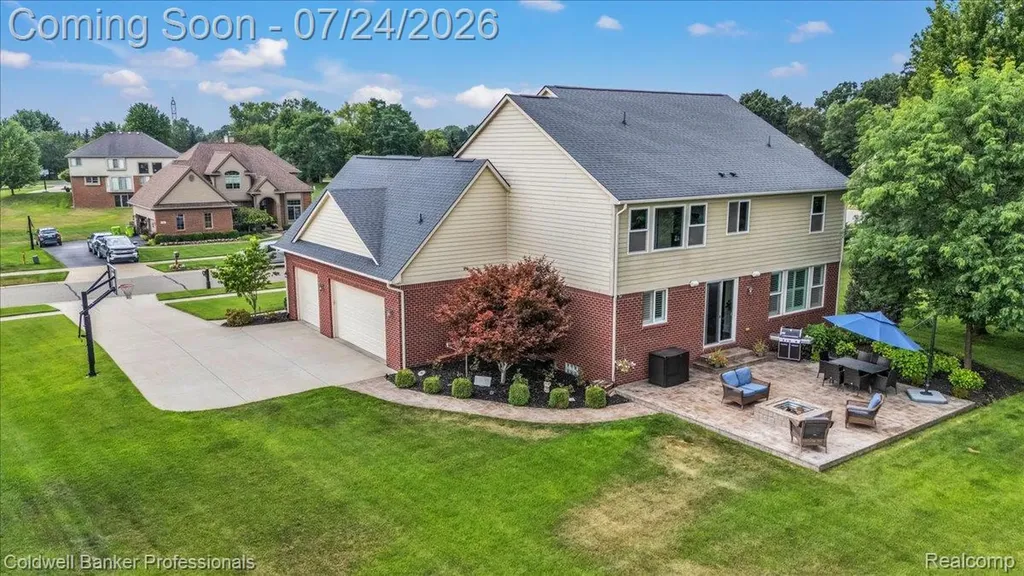 801 Watersmeet Drive Oxford Charter Township MI 48371