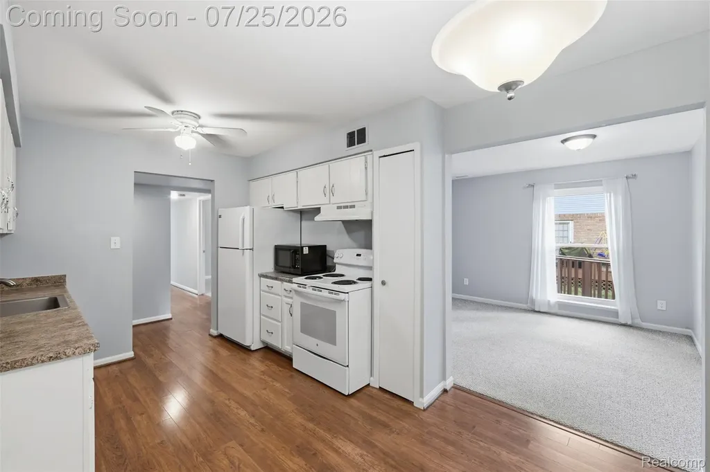 525 E University Drive Rochester Hills City MI 48307