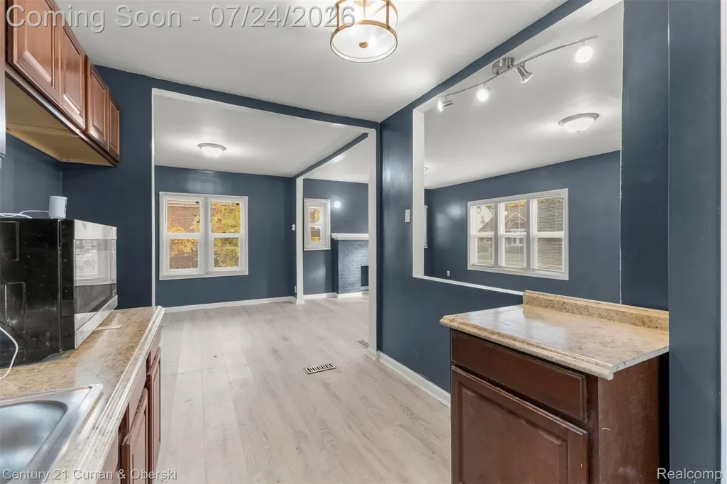 16509 Woodingham Drive Detroit City MI 48221