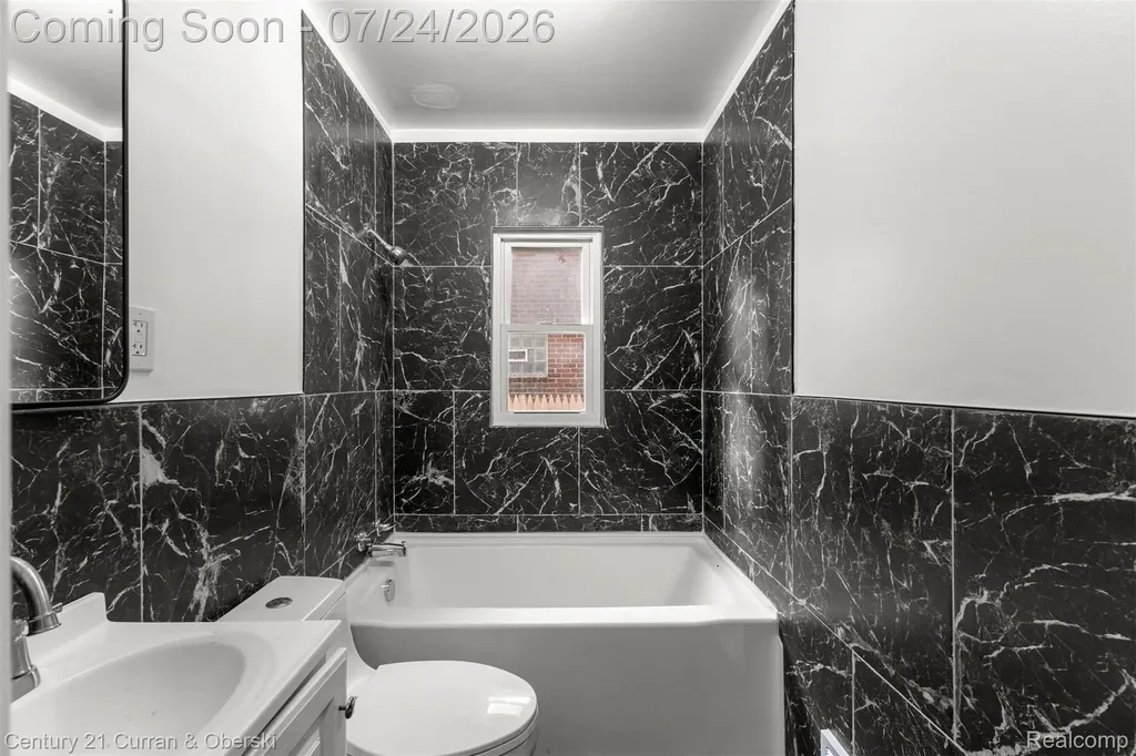 16509 Woodingham Drive Detroit City MI 48221