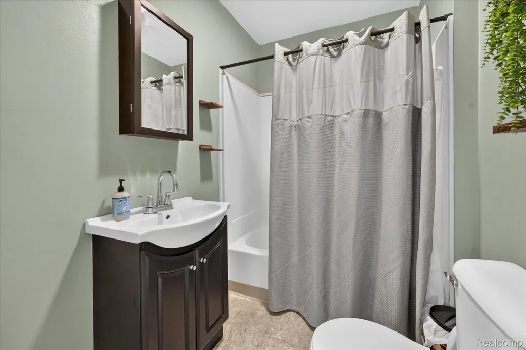 3419 Gypsy Lane Leoni Township MI 49202