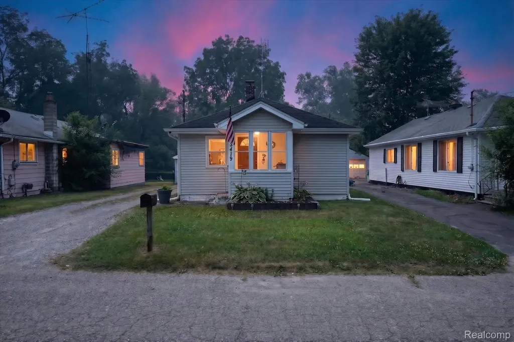 3419 Gypsy Lane Leoni Township MI 49202
