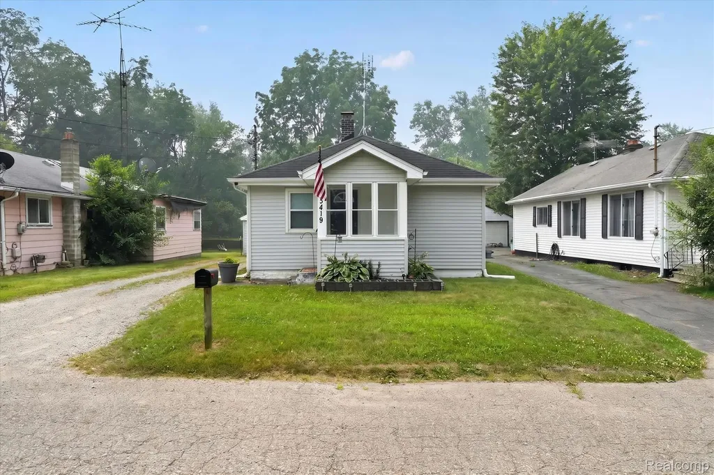 3419 Gypsy Lane Leoni Township MI 49202