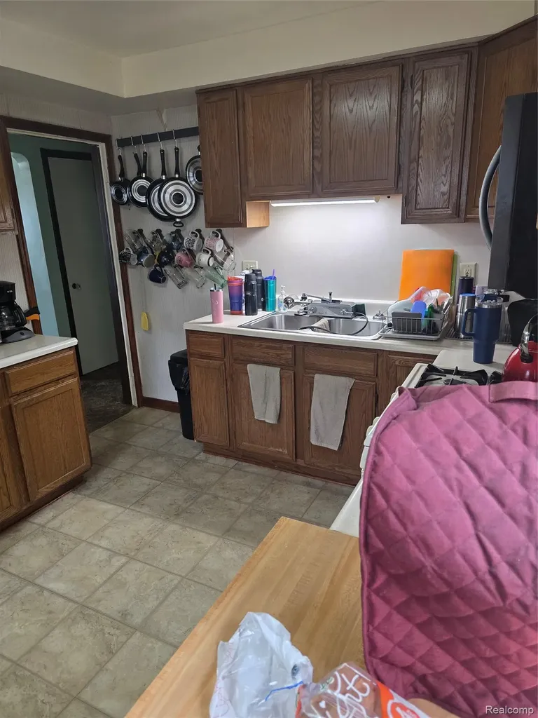 33505 Clinton Street Wayne City MI 48184