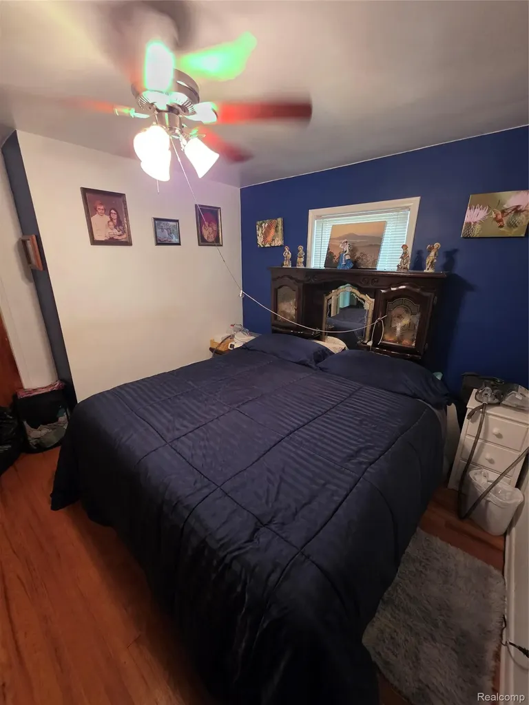 33505 Clinton Street Wayne City MI 48184