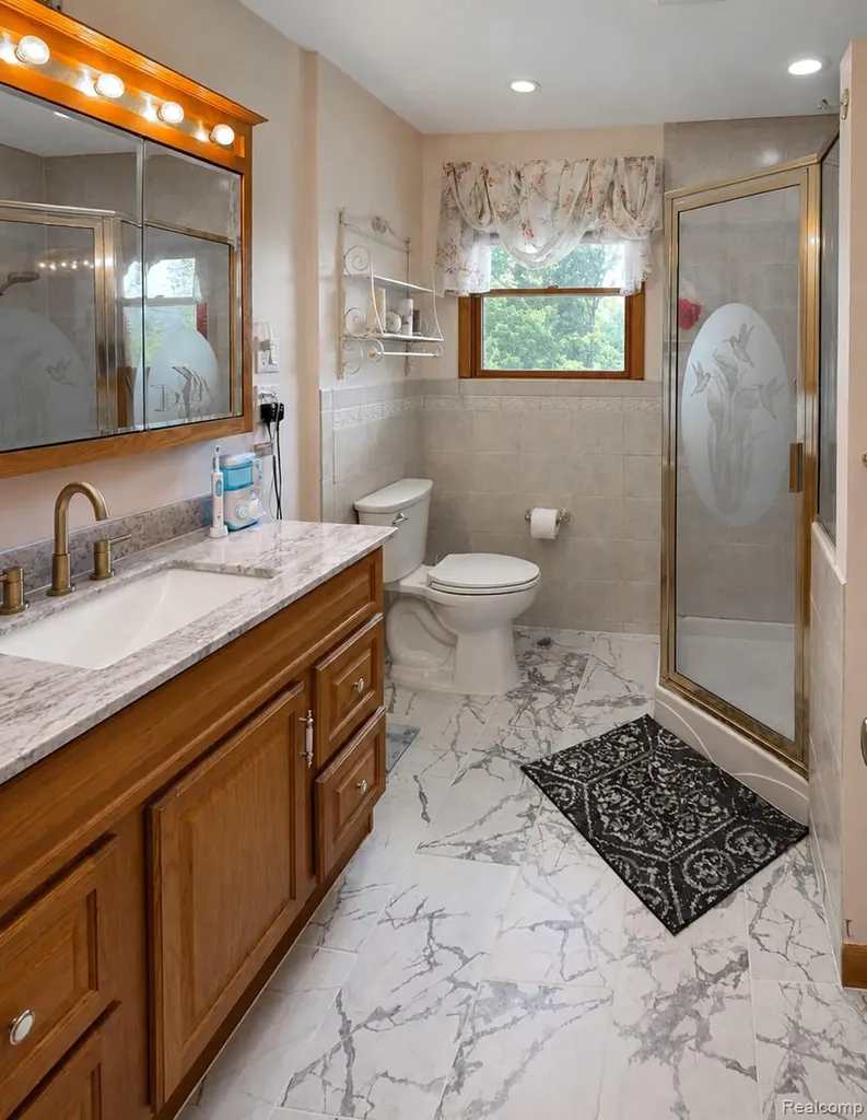 310 Browning Drive Howell City MI 48843