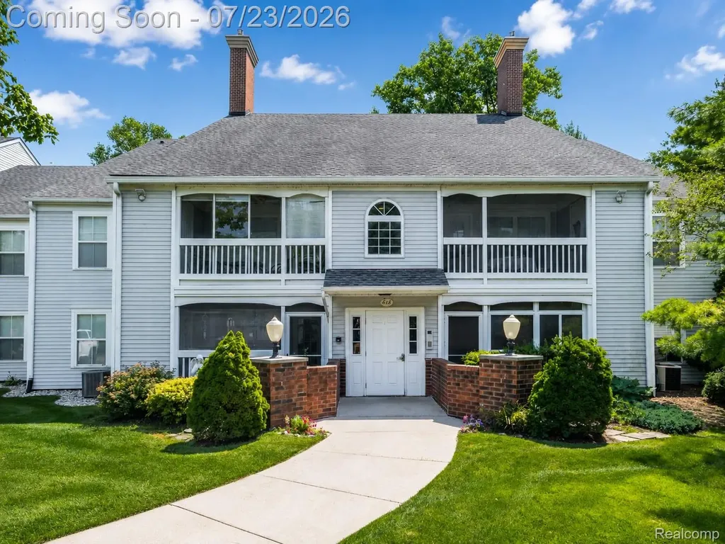 618 Curzon Court Howell City MI 48843