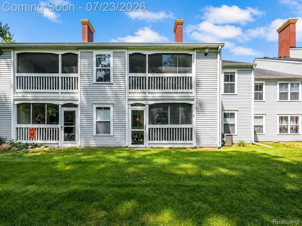 618 Curzon Court Howell City MI 48843