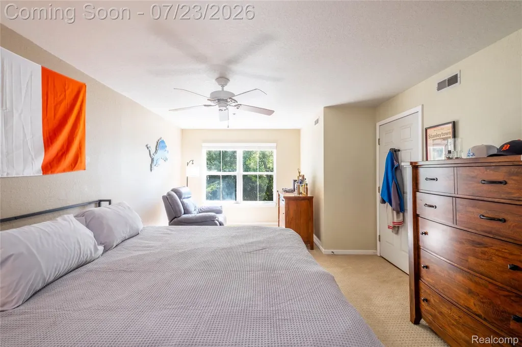 618 Curzon Court Howell City MI 48843