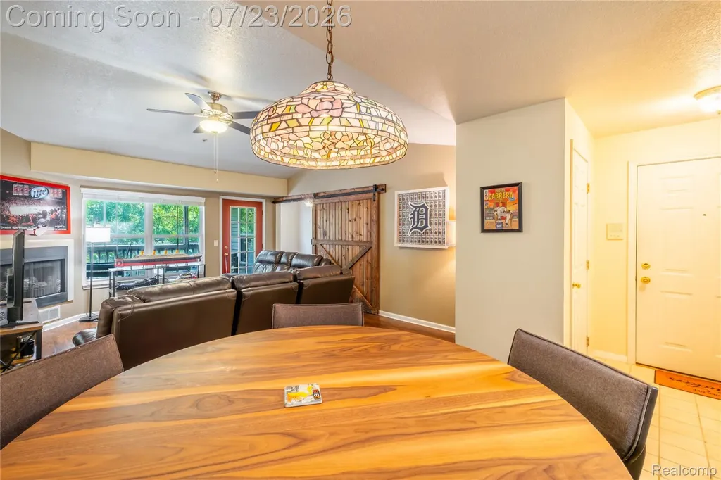 618 Curzon Court Howell City MI 48843