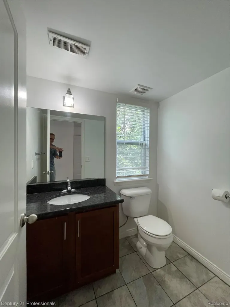 2042 Decker Road Walled Lake City MI 48390