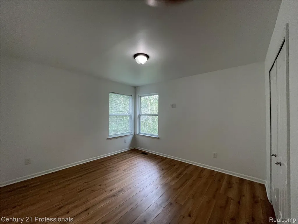 2042 Decker Road Walled Lake City MI 48390