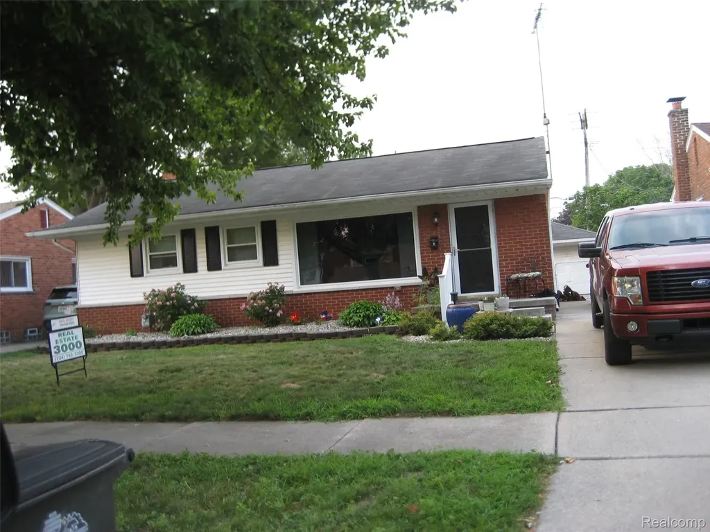 22039 Haskell Street Taylor City MI 48180