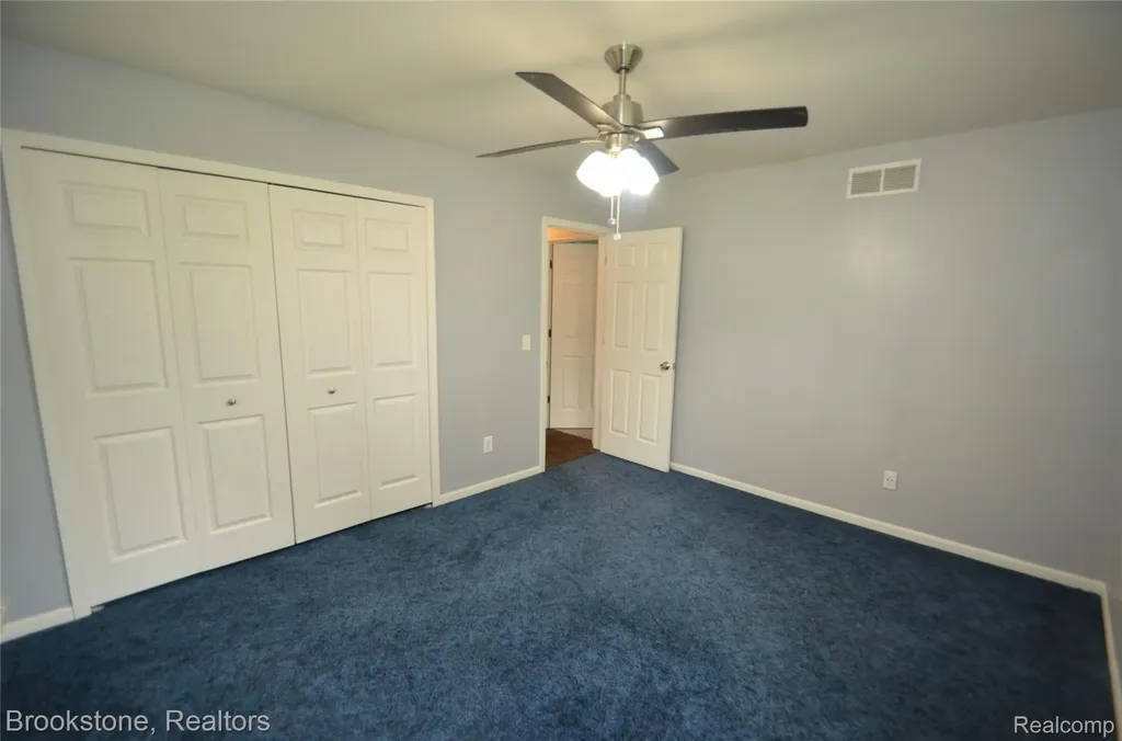 4428 Fenmore Avenue Waterford Charter Township MI 48328