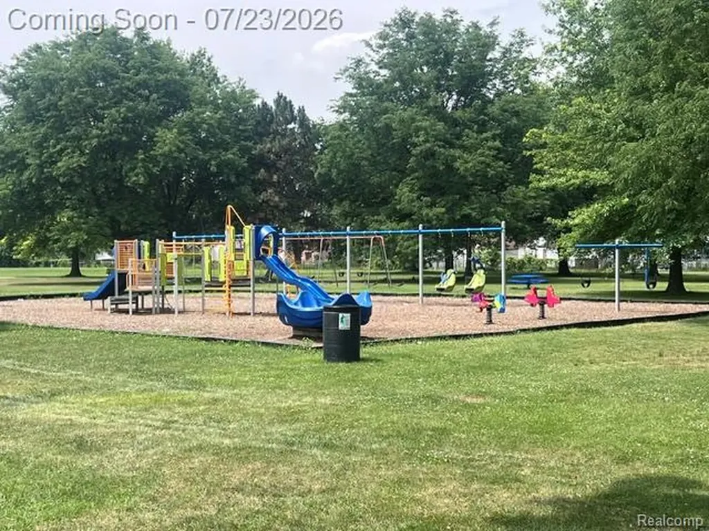 2735 David Street Melvindale City MI 48122