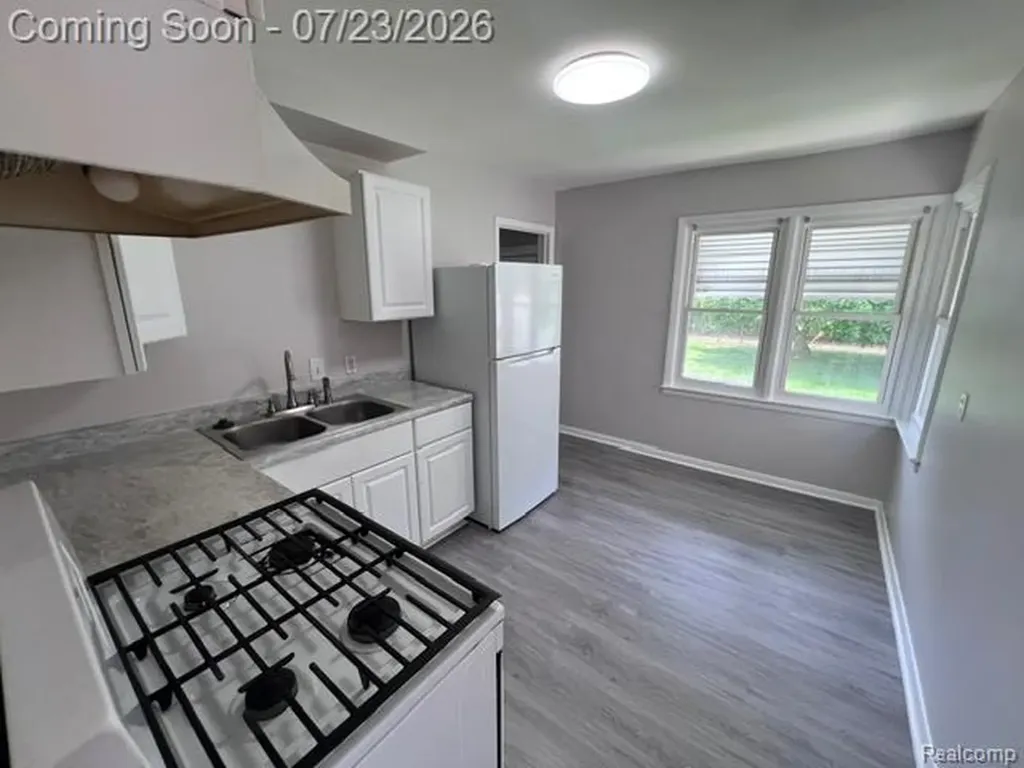 2735 David Street Melvindale City MI 48122