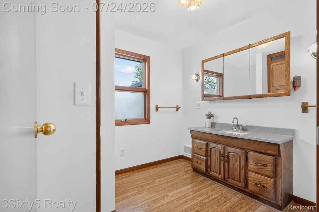 4340 Avenue A Avenue Frenchtown Township MI 48166