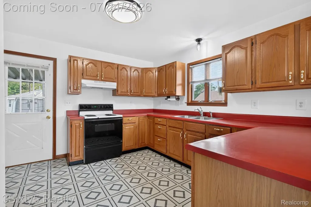 4340 Avenue A Avenue Frenchtown Township MI 48166