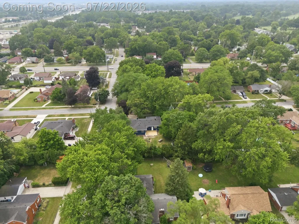 14110 Royal Grand Redford Charter Township MI 48239