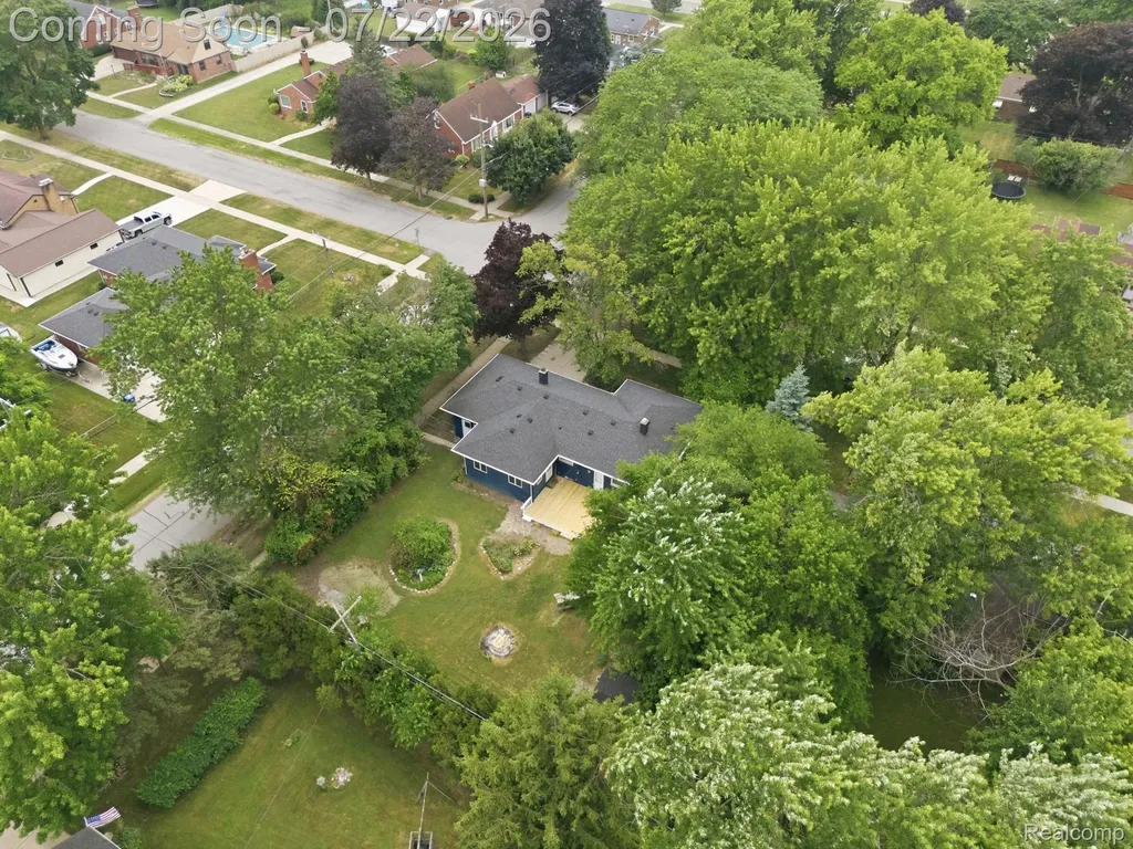 14110 Royal Grand Redford Charter Township MI 48239