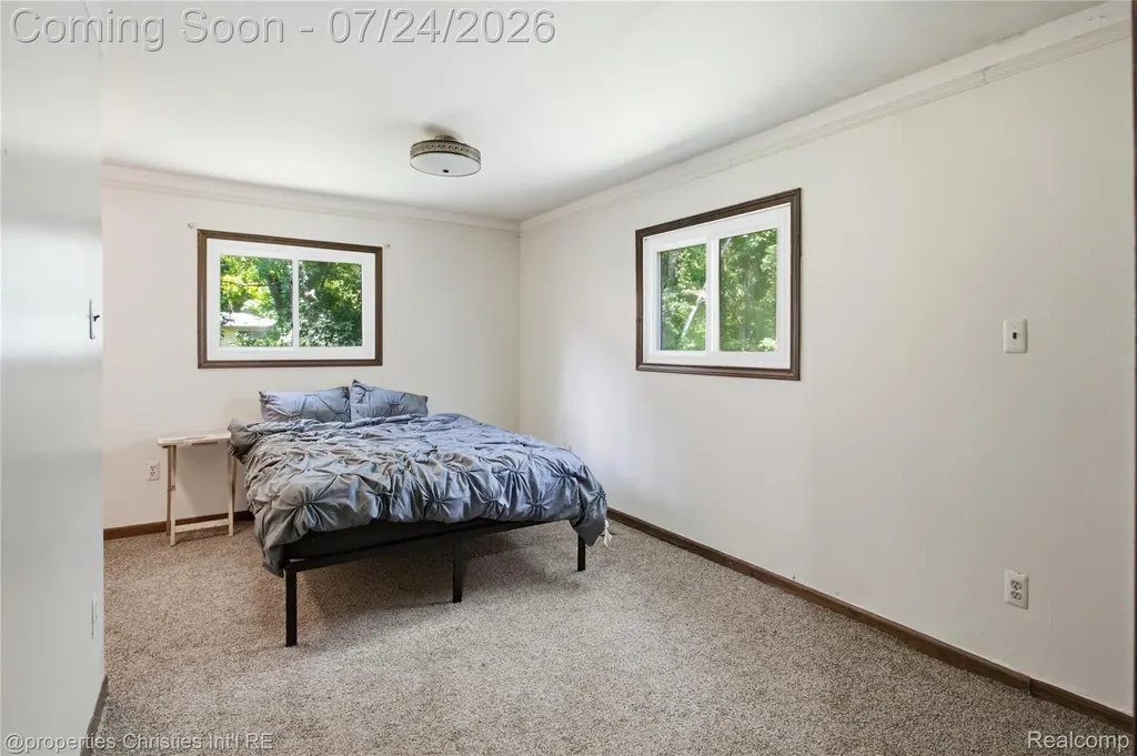 28430 Terrence Street Livonia City MI 48154