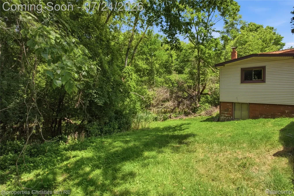 28430 Terrence Street Livonia City MI 48154